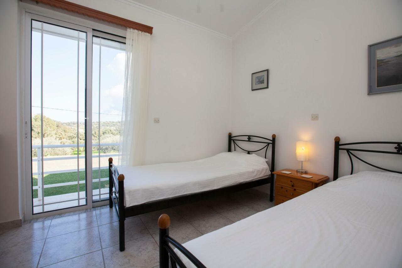 The Olive Grove Villa Private Pool With Star Links Wifi Theológos Exterior foto